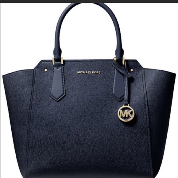MICHAEL Michael Kors Handbags - NWT Michael Kors Hayes Lg Leather Tote/Cro…
